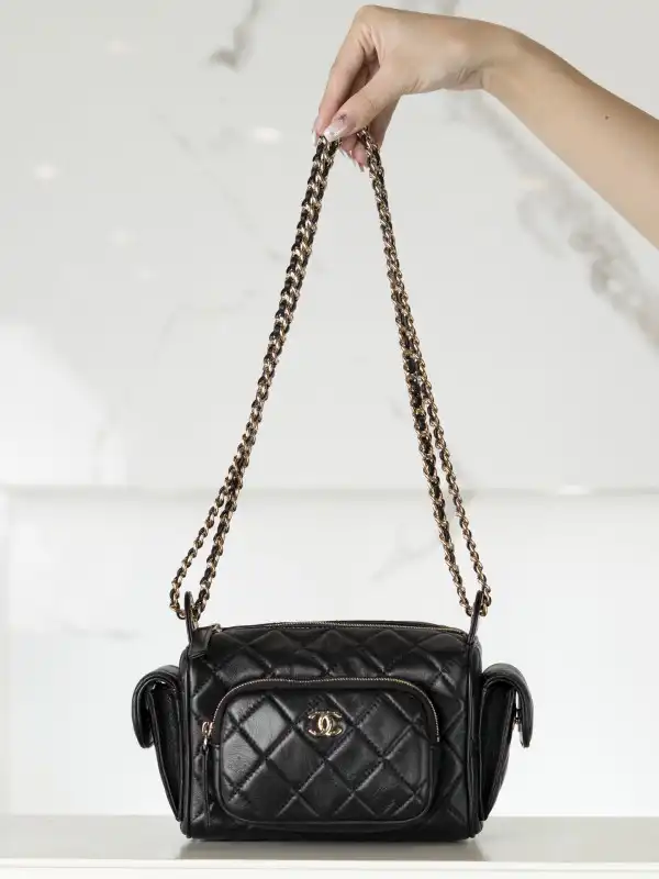 CHANEL CAMERA BAG-13*23*15CM