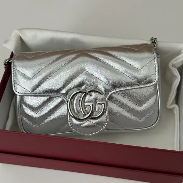 Affordable GUCCI GG Marmont super mini bag