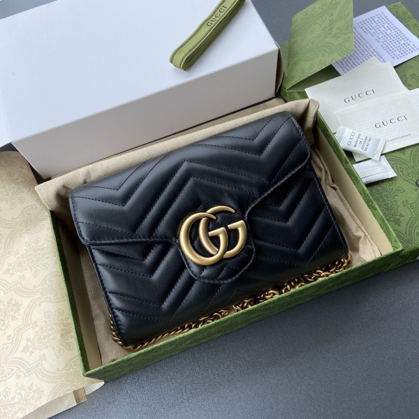 HOT SALE GUCCI GG Marmont super mini bag