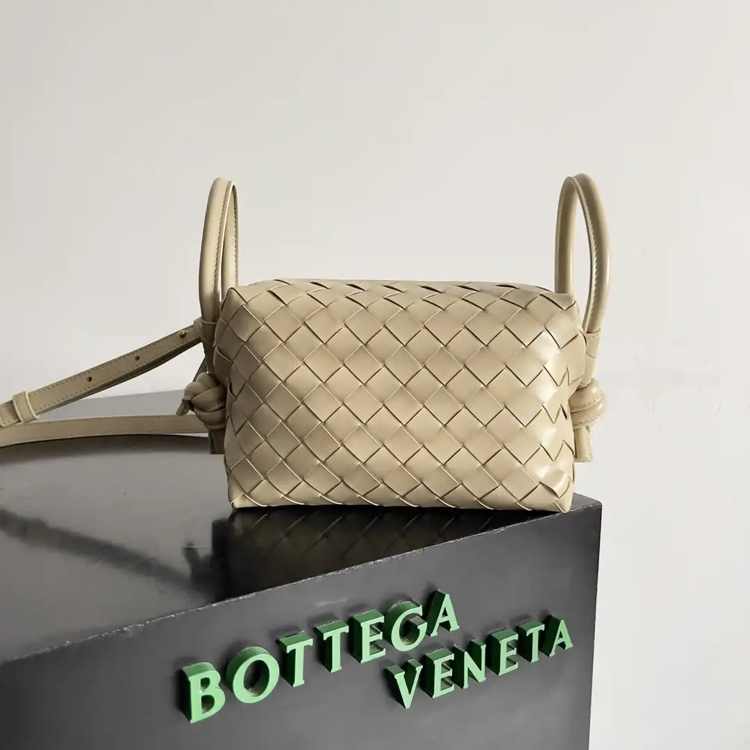 Bottega Veneta Loop Top Handle