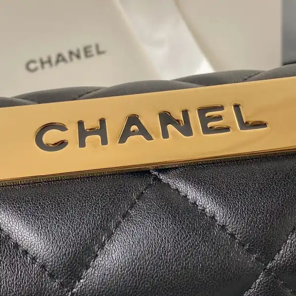 CHANEL trendy CC -25CM