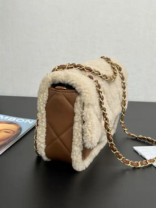 CHANEL FLAP BAG-25CM