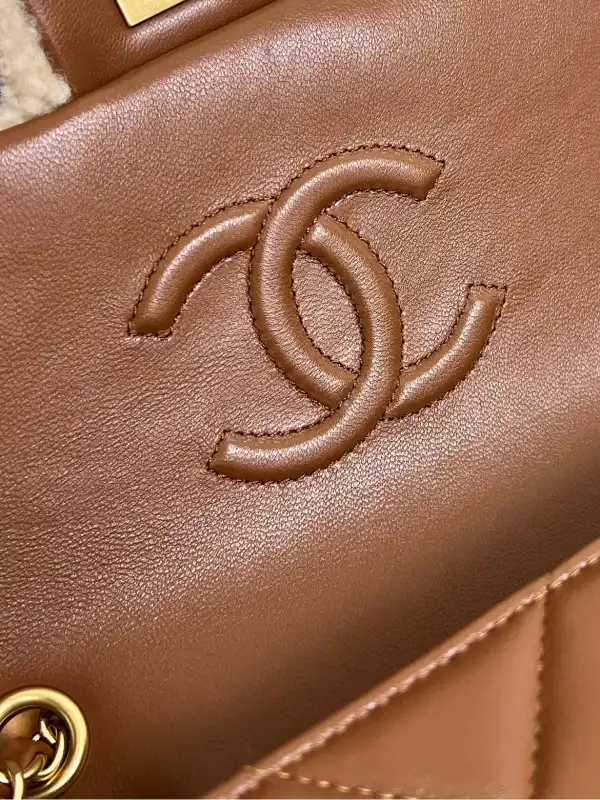 CHANEL FLAP BAG-25CM