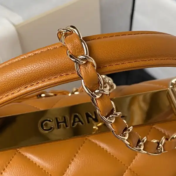 CHANEL trendy CC -20CM