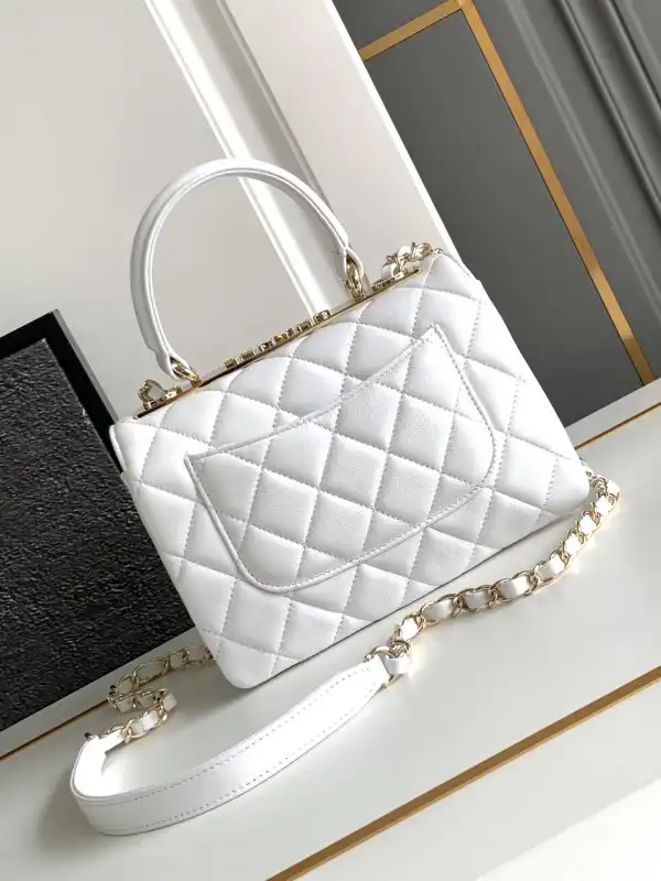 CHANEL trendy CC -20CM