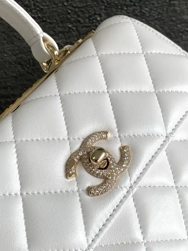 CHANEL trendy CC -20CM