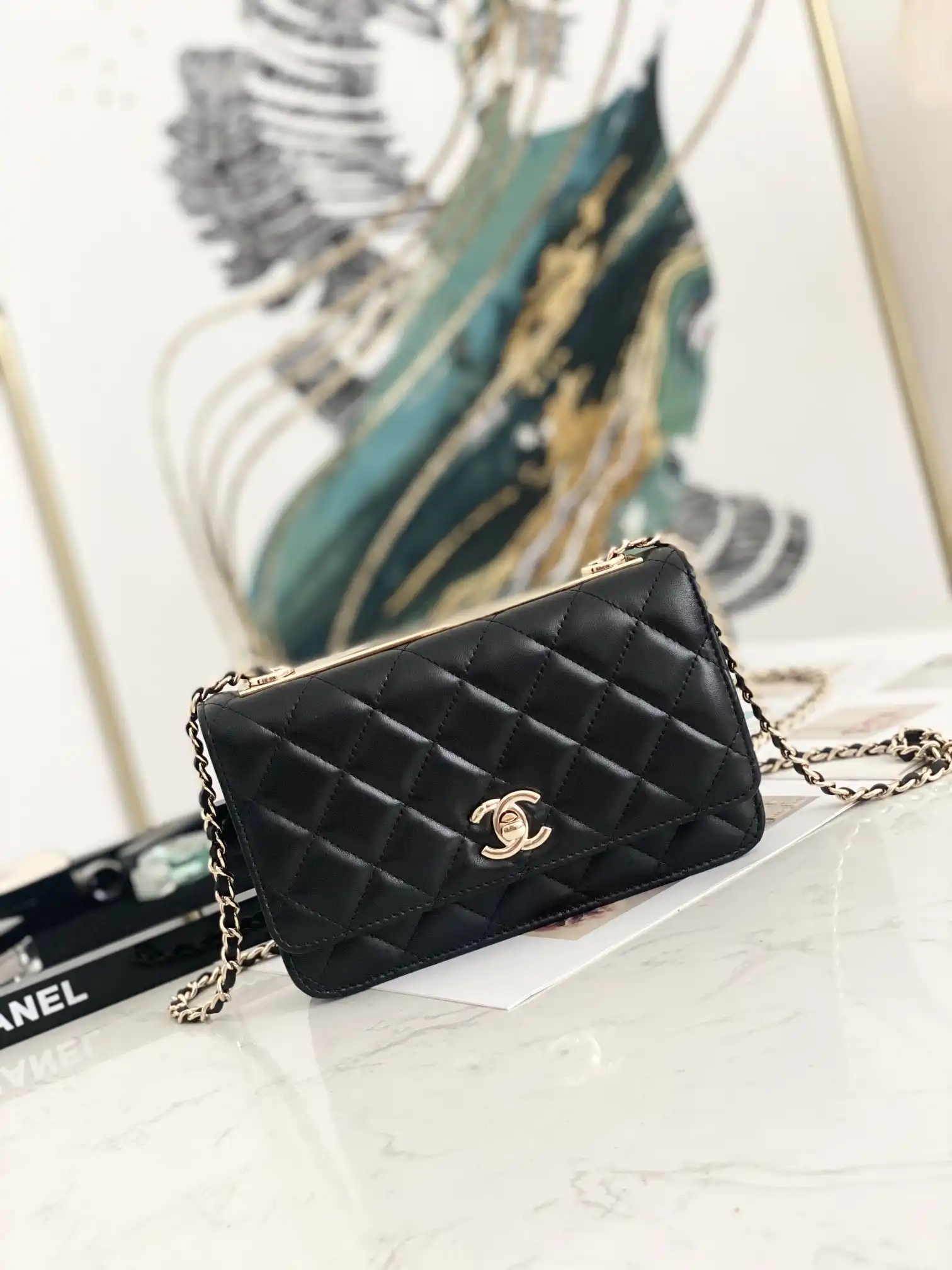 CHANEL TRENDY WOC-19CM