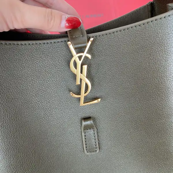 YSL LE 5 À 7 SOFT SMALL HOBO BAG-23*22*8CM