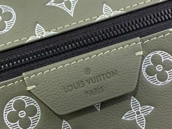 Cheap Louis Vuitton Discovery Backpack PM-29*38*20CM