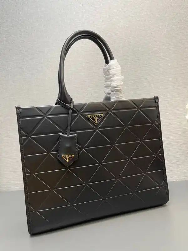 Frstbag ru Medium Prada Symbole leather bag