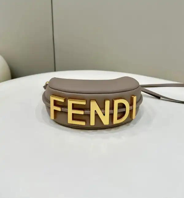 First bag ru Fendi Fendigraphy Mini-13*7.5*20CM