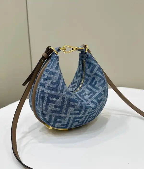 Fendi Fendigraphy Mini-13*7.5*20CM