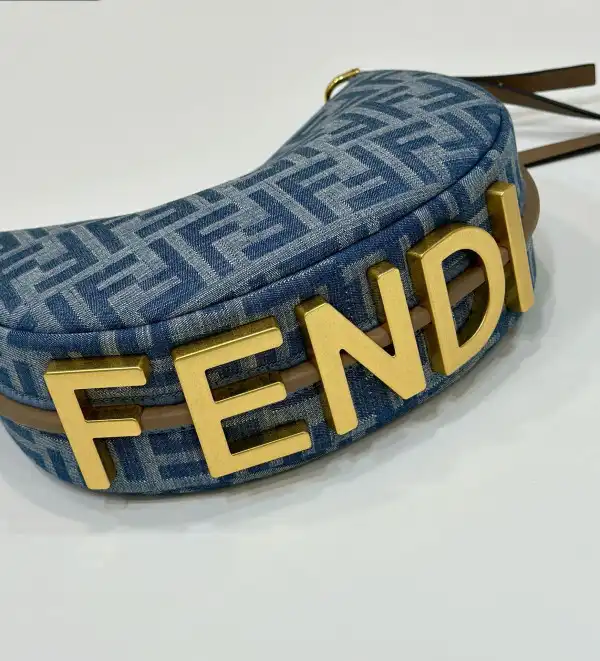 Bagsoffer Fendi Fendigraphy Mini-13*7.5*20CM