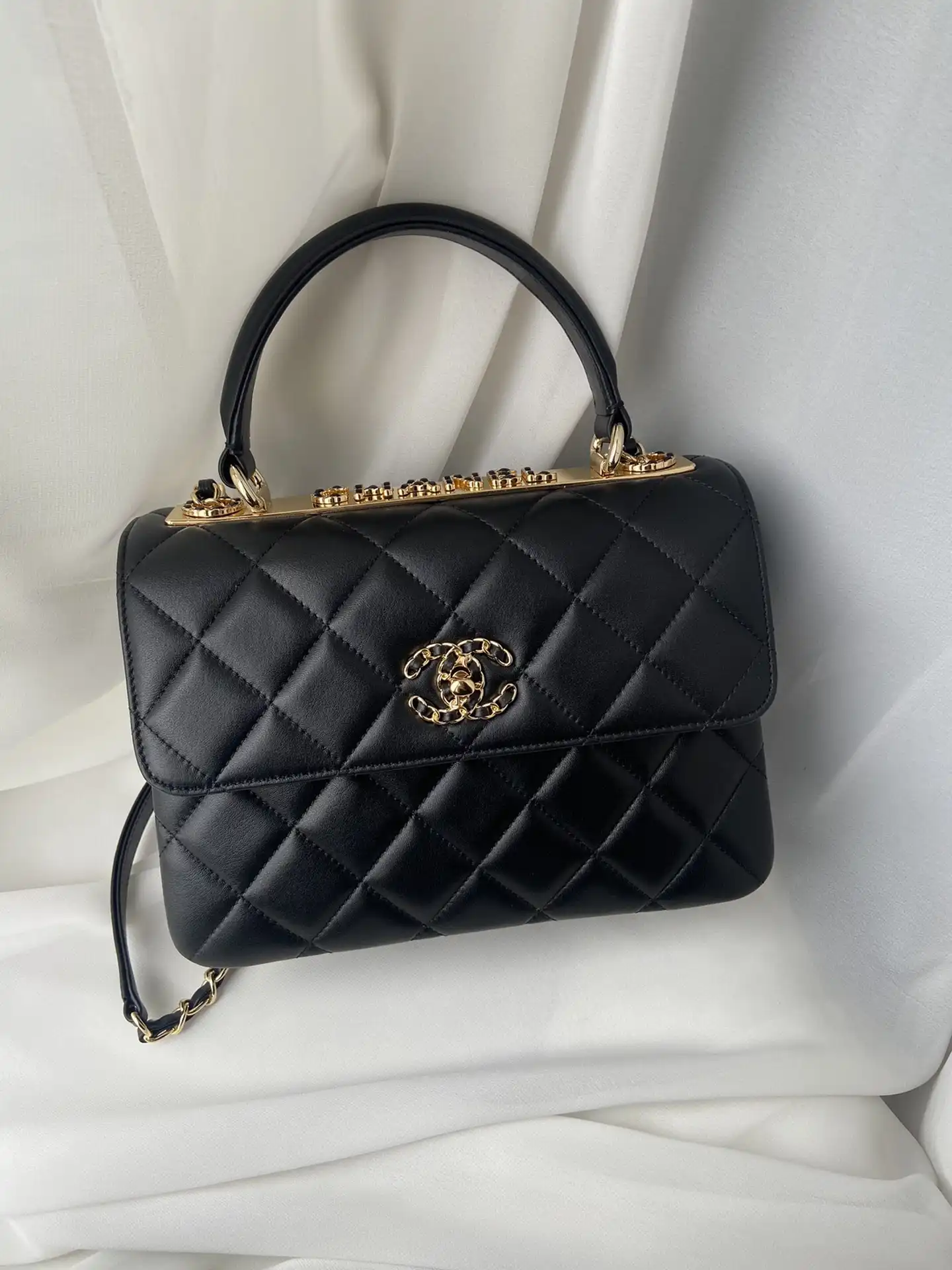 CHANEL trendy CC -25CM