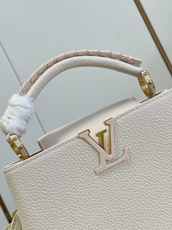 [FREE SHIPPING] LOUIS VUITTON CAPUCINES BB