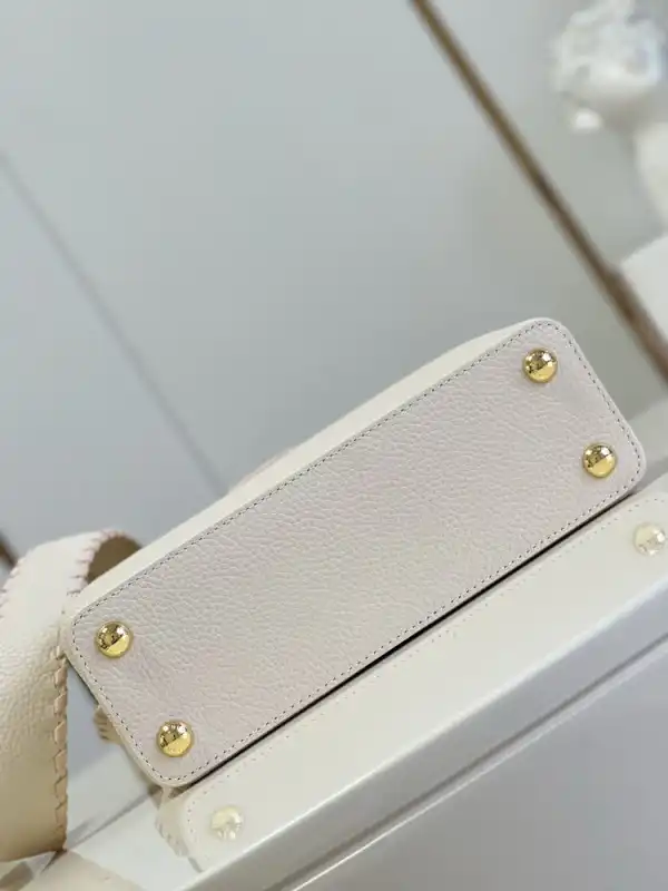 Cheap LOUIS VUITTON CAPUCINES BB