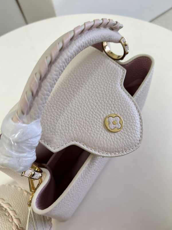 [FREE SHIPPING] LOUIS VUITTON CAPUCINES BB