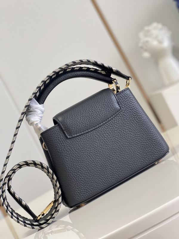 HOT SALE LOUIS VUITTON CAPUCINES MINI