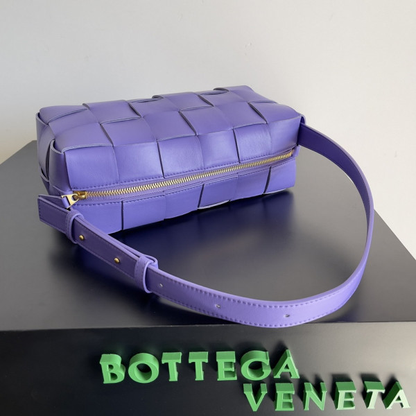 HOT SALE BOTTEGA VENETA BRICK CASSETTE