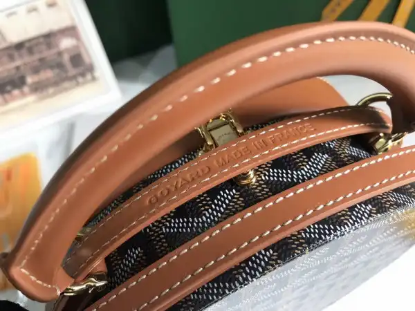 Yupoo bagsoffer GOYARD The Alto Hatbox Trunk Bag