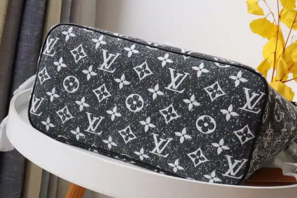 LOUIS VUITTON NEVERFULL MM