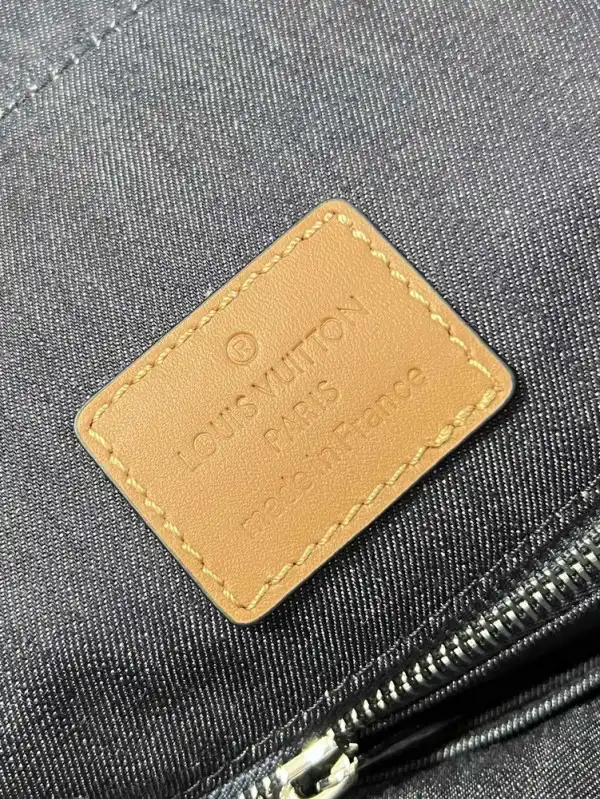 Cheap LOUIS VUITTON CHRISTOPHER MM