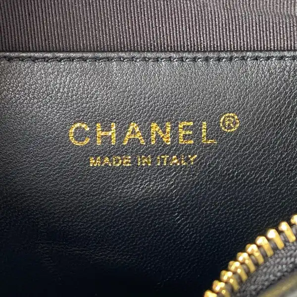 CHANEL HOBO HANDBAG