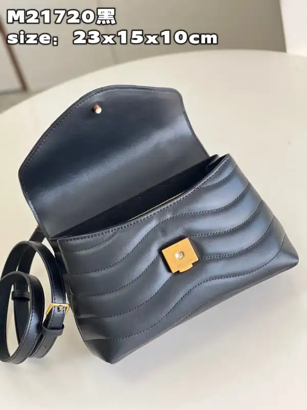 Affordable LOUIS VUITTON HOLD ME