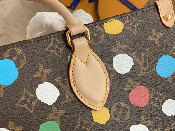 AAA Pruses Bags LOUIS VUITTON X YK ONTHEGO MM