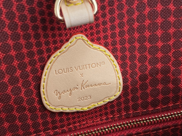 HOT SALE LOUIS VUITTON X YK ONTHEGO MM