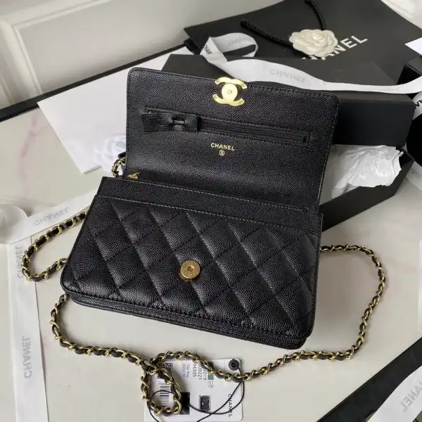 First bag ru CHANEL WALLET