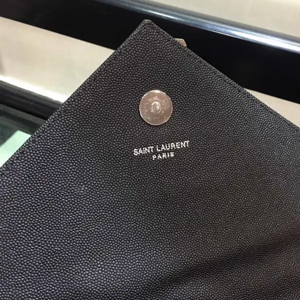 Firstbag Ru YSL ENVELOPE LARGE BAG