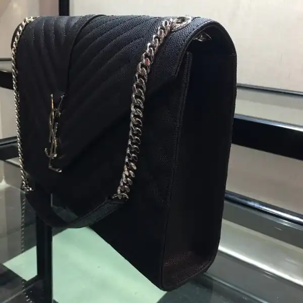 Firstbag Ru YSL ENVELOPE LARGE BAG