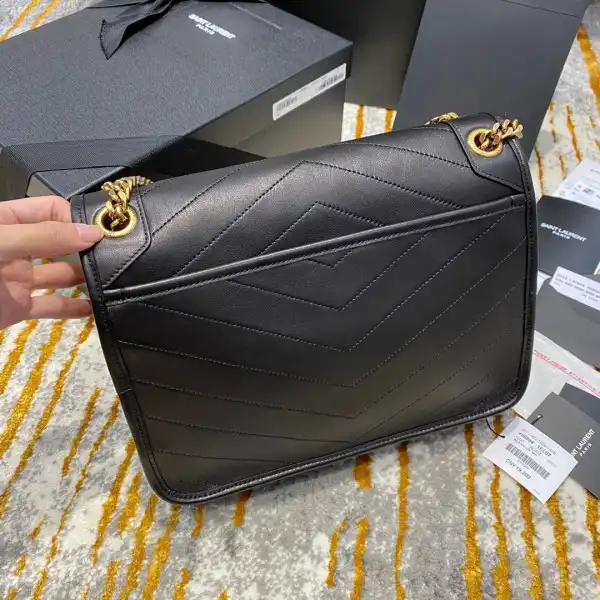 YSL NIKI MEDIUM