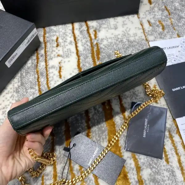 First Bag Ru YSL CASSANDRE MATELASSÉ CHAIN WALLET