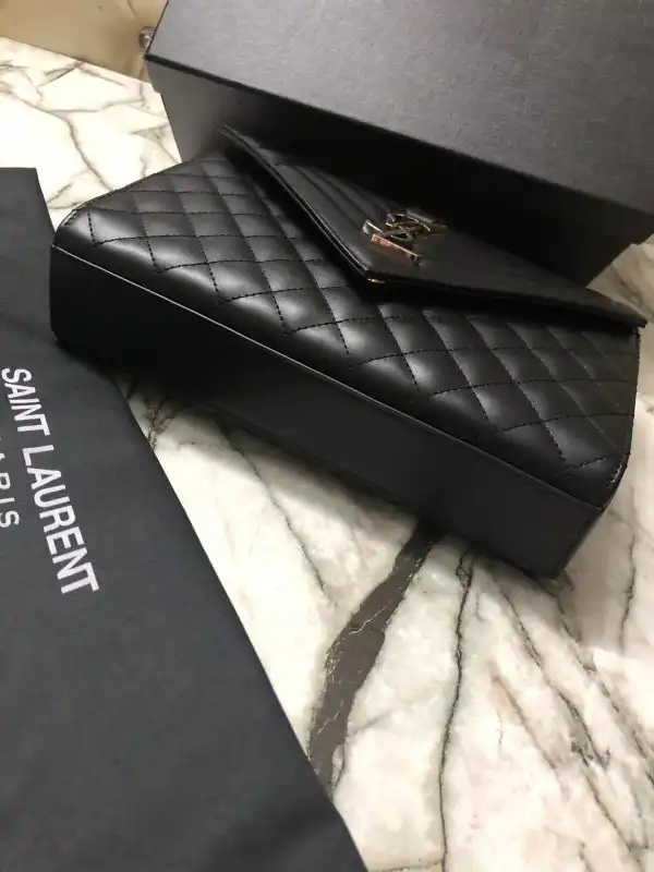 First bag ru YSL ENVELOPE MEDIUM BAG