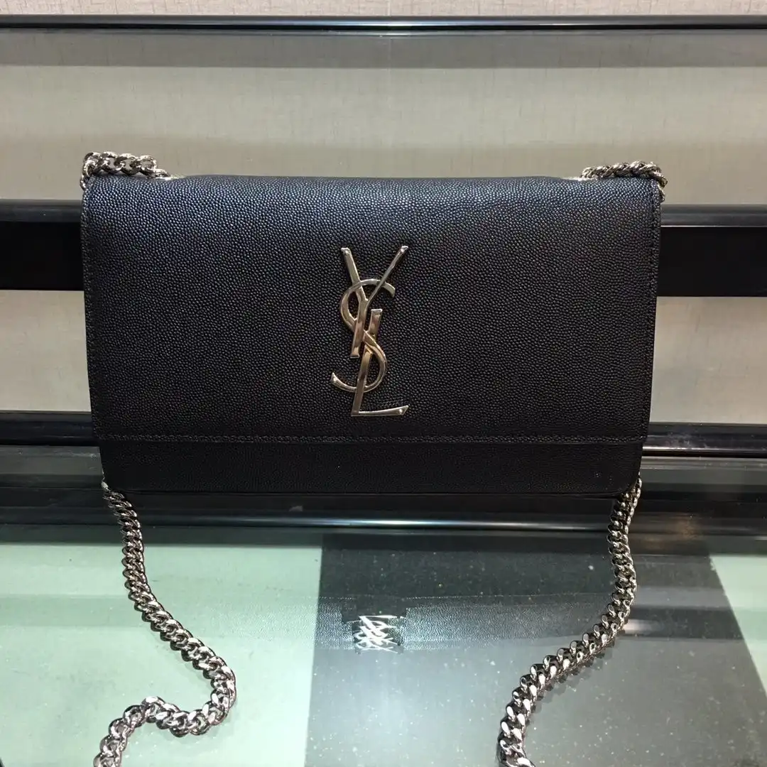 First Bag Ru YSL KATE MEDIUM