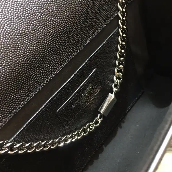 First Bag Ru YSL KATE MEDIUM