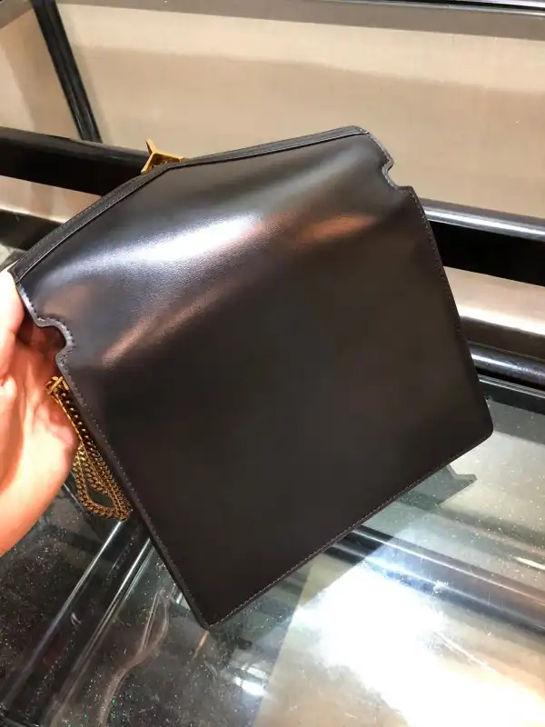 Bagsoffer YSL CASSANDRA