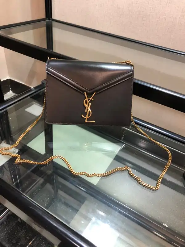 Bagsoffer YSL CASSANDRA