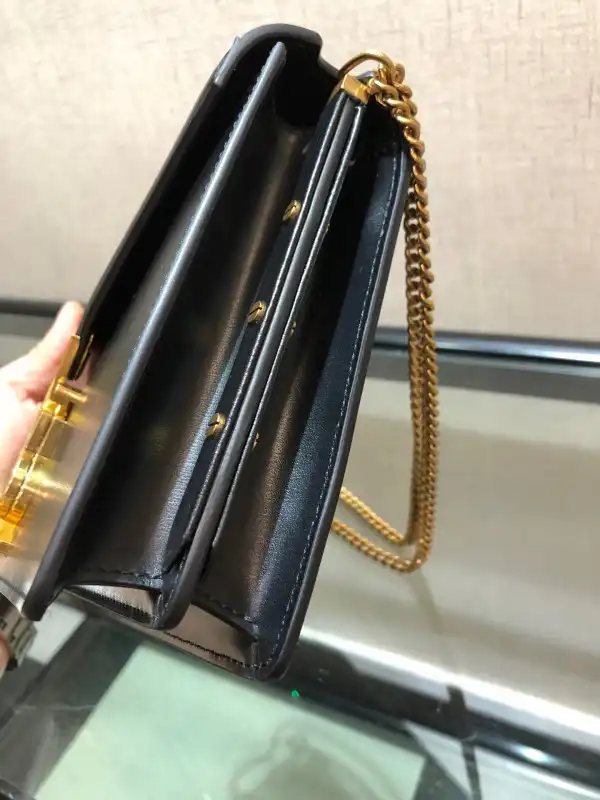 Bagsoffer YSL CASSANDRA