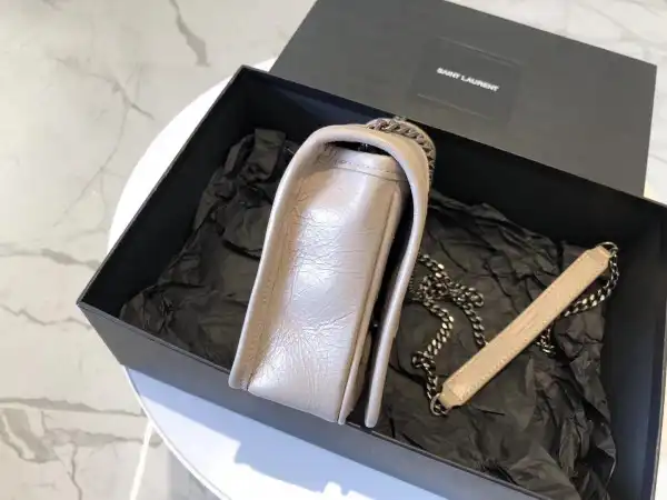 First bag ru YSL NIKI CHAIN WALLET