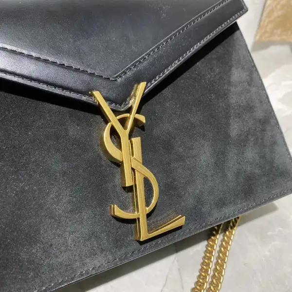 Bagsoffer YSL CASSANDRA