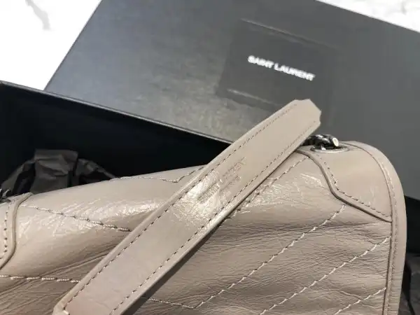 First bag ru YSL NIKI CHAIN WALLET