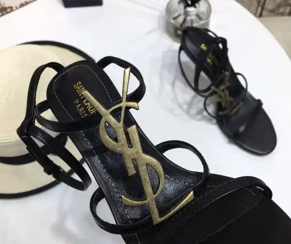 First bag ru YSL CASSANDRA PLATFORM SANDALS IN PATENT LEATHER