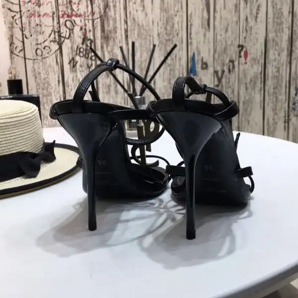 First bag ru YSL CASSANDRA PLATFORM SANDALS IN PATENT LEATHER