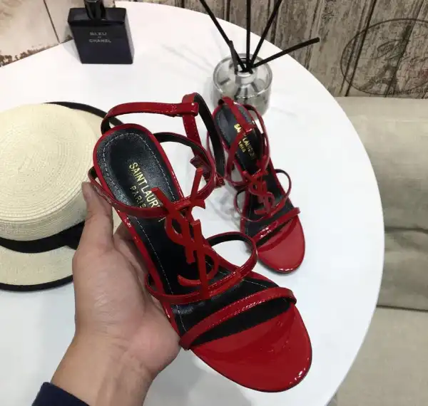 Yupoo bagsoffer YSL CASSANDRA PLATFORM SANDALS IN PATENT LEATHER