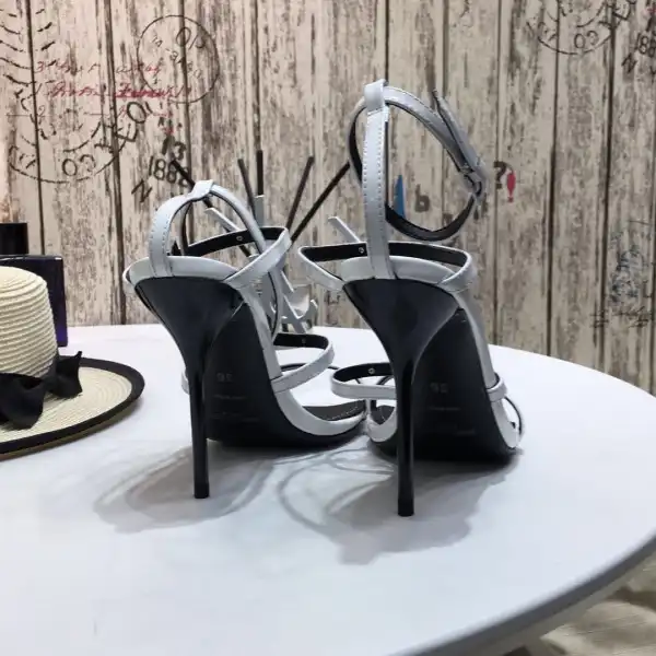 First bag ru YSL CASSANDRA PLATFORM SANDALS IN PATENT LEATHER