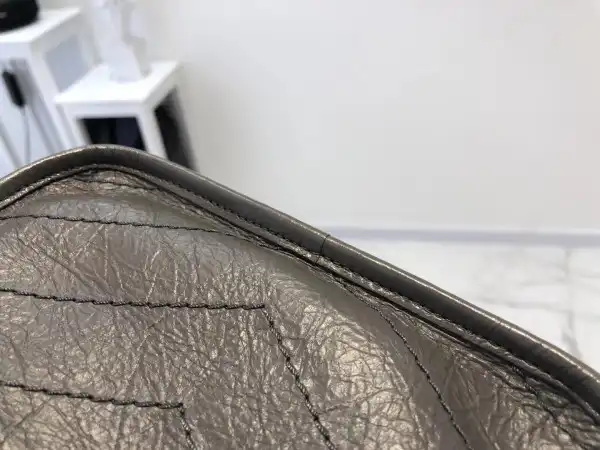 First bag ru YSL NIKI CHAIN WALLET