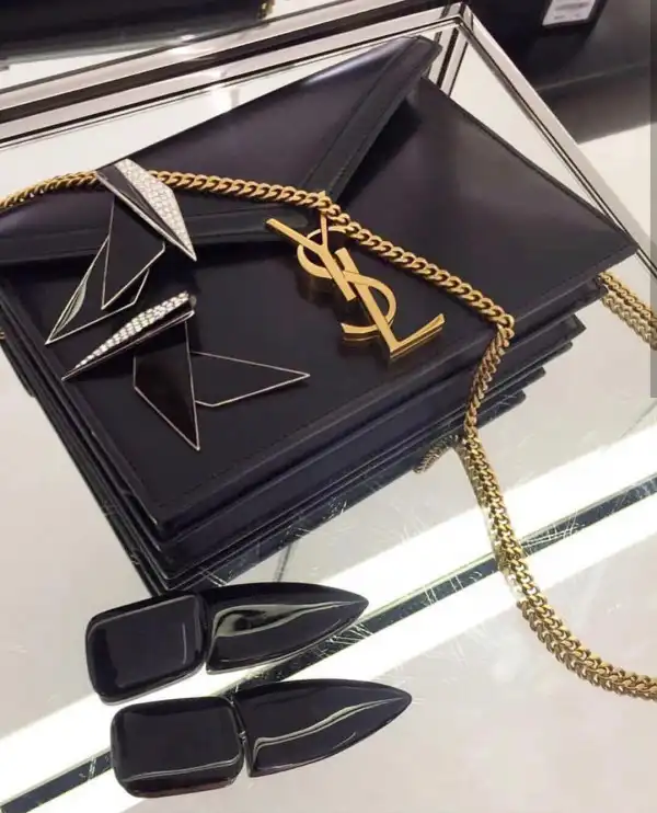 YSL CASSANDRA